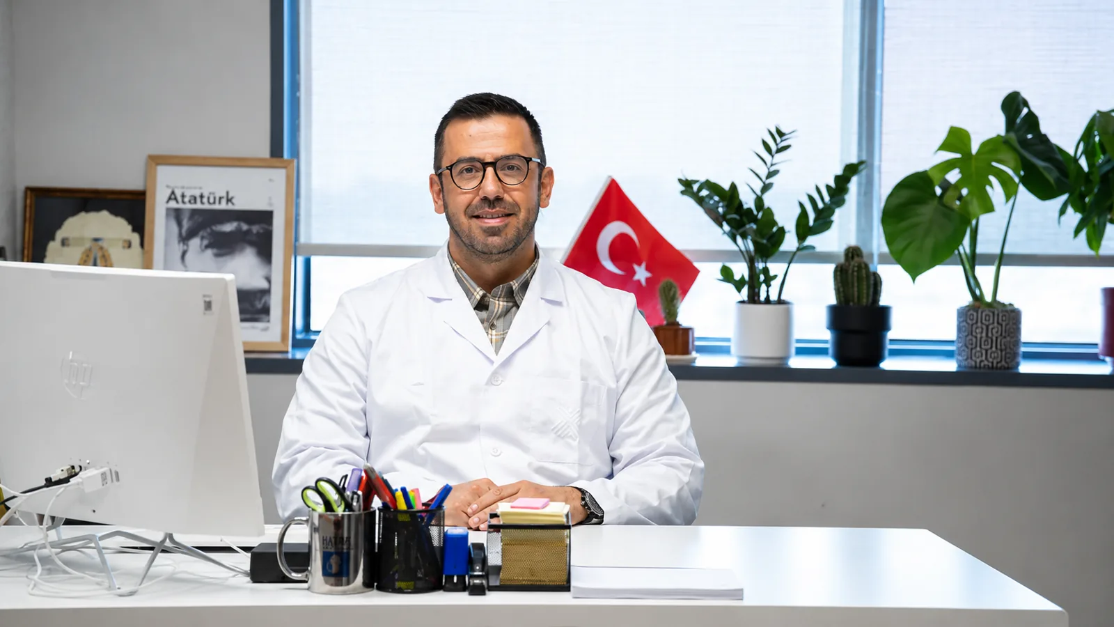 Doç. Dr. Yunus Çolakoğlu kliniğinde